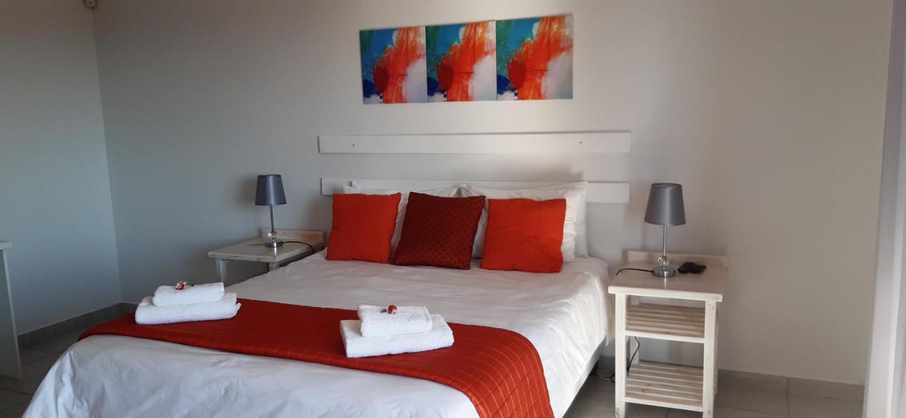 Ocean View Guest House Jeffreys Bay Dış mekan fotoğraf